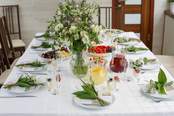 wedding table setting