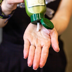 hands cosmetics cream