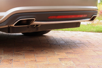 Modern car flush exhaust pipes