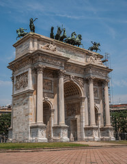 Fototapeta na wymiar Arch of Peace, or Arco della Pace, city gate in the centre of the Old Town of Milan, Lombardia, Italy