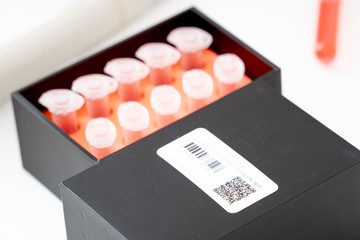 Coronavirus (COVID-19) IgM/IgG Rapid Test Kit. COVID-19 IGM / IGG ANTIBODY DIAGNOSTIC TEST