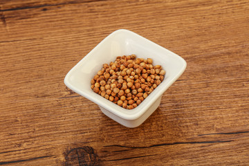 Coriander seeds in the bowl