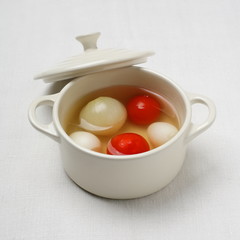 トマトと玉ねぎのスープ