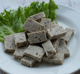 Vietnamese Sausage Salads