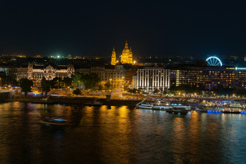 Fototapeta na wymiar night panorama of the city of Budapest in Hungary