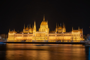 Fototapeta premium night panorama of the city of Budapest in Hungary