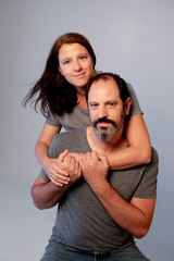 RETRATO DE PAREJA EN ESTUDIO
