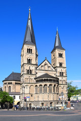 Fototapeta na wymiar Bonn Cathedral is the oldest Catholic Church in the city. It is one of the most striking examples of Romanesque art since the Hohenstaufen dynasty (1138-1254).