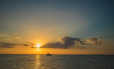 Obraz na płótnie Canvas Sunset at the Caribean