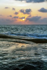 Fototapeta na wymiar Sonnenaufgang über Meer
