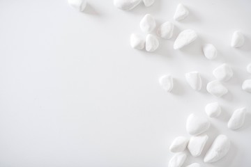 white pills on white background - obrazy, fototapety, plakaty