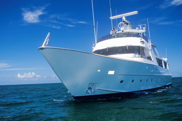 Fototapeta na wymiar A yacht at sea in Miami, Florida