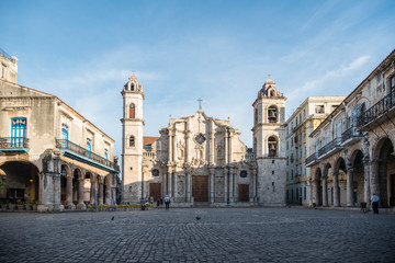 Fototapeta premium Plaza de la Catedral de la habana cuba