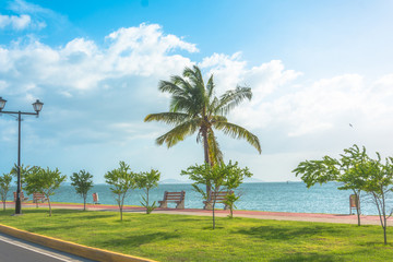 Fototapeta na wymiar waterfront of panama rambla city on sunny day with blue sky and sea