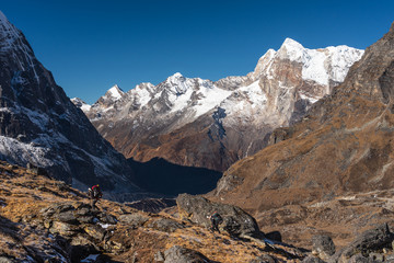 Fototapeta na wymiar Trekking trail to Mera peak base camp surrounded by Himalaya mountains range in Nepal