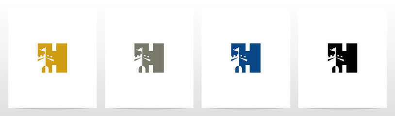 Obraz premium Castle With Flag On Letter Logo Design H