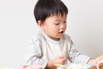 子供　食事
