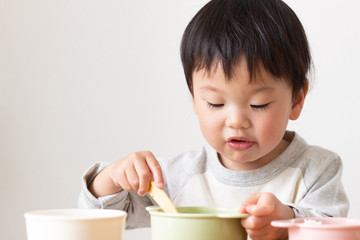 子供　食事