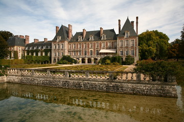 Obraz premium Le château de Courances dans l'Essonne, France.