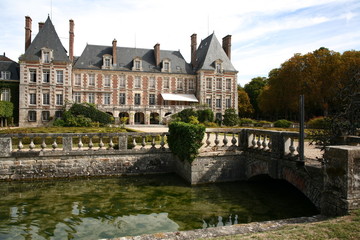 Fototapeta na wymiar Le château de Courances dans l'Essonne, France.