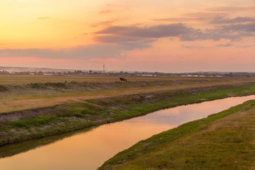 Obraz premium sunrise over the river