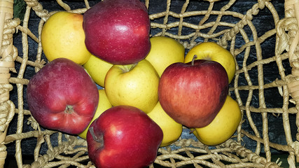 apples in a basket