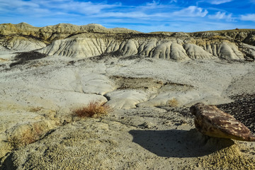 Fototapeta na wymiar Rock formations at the Ah-shi-sle-pah Wash, Wilderness Study Area, New Mexico