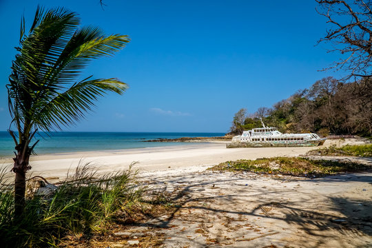 Contadora Island