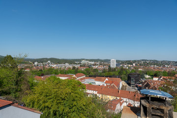 Fototapeta na wymiar Überblick über die Stadt Graz vom Schlossberg