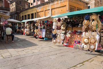 Souvenirs