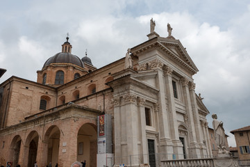 Fototapeta na wymiar Duomo di Urbino Marche Italy