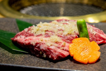 焼肉　分厚い肉（ハラミ）