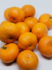 oranges on the table