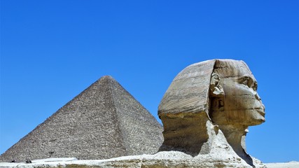 Piramide y la Gran  Esfinge de Guiza