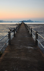 Obraz premium Pier at colorful sunset, Ko Yao Noi, Thailand
