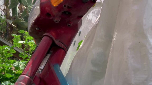 Chatarra moto rota