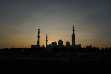Fototapeta na wymiar Grand mosque silhouette 