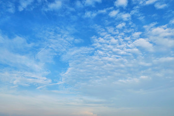 Blue sky with stratus cloud - obrazy, fototapety, plakaty
