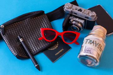 Viajar con poco dinero, administrando los recursos económicos y salir de tu país para conocer el...