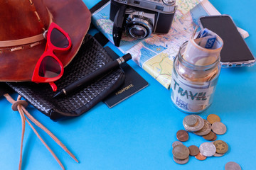 Viajar con poco dinero, administrando los recursos económicos y salir de tu país para conocer el...