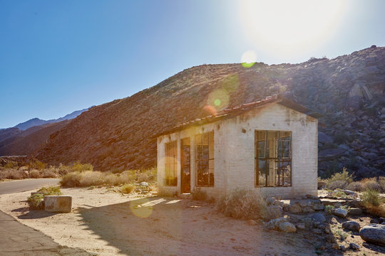 Abandoned hut baking under a hot sun in the middle of the desert in western USA