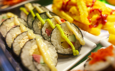 Rice sushi in a cafe.