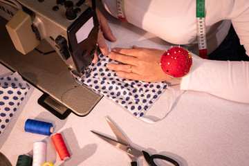 Fabrication de masques lavables pour la protection du visage contre virus du covid-19, coronavirus,...