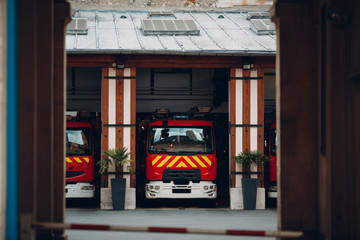 Obraz premium Fire trucks in the garage