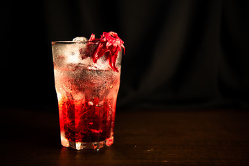 Refreshing fruit juices, when drinking Helps to be healthy.