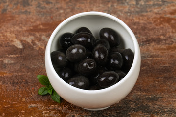 Black olives in the bowl