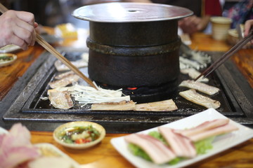 Traditional BBQ and hotpot Restaurant in Lijiang Yunan