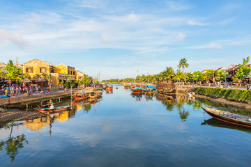 Obraz premium Aerial view of Hoi An ancient town, UNESCO world heritage, at Quang Nam province. Vietnam. Hoi An is one of the most popular destinations in Vietnam. Boat on Hoai river
