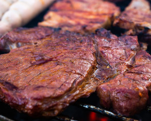 Steaks auf dem Grill