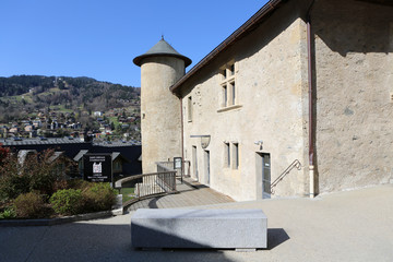 Obraz premium Maison Forte de Hautetour. Maison des arts et des artistes. Alpes françaises. Saint-Gervais-les-Bains. Haute-Savoie. France.